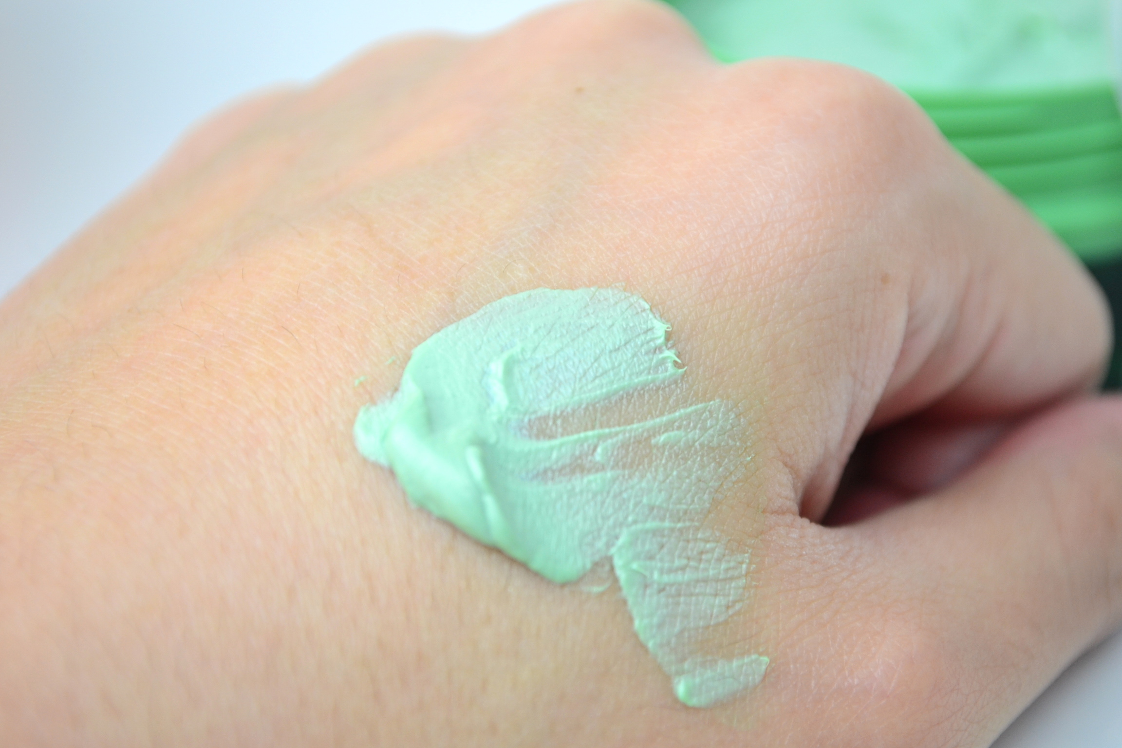 The Body Shop Tea Tree Face Mask Review