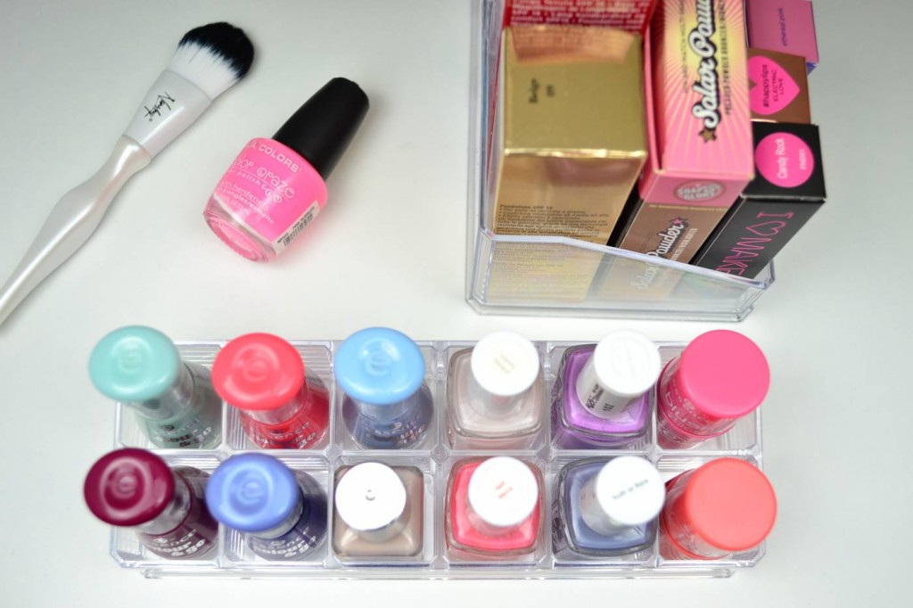 acrylic-makeup-storage