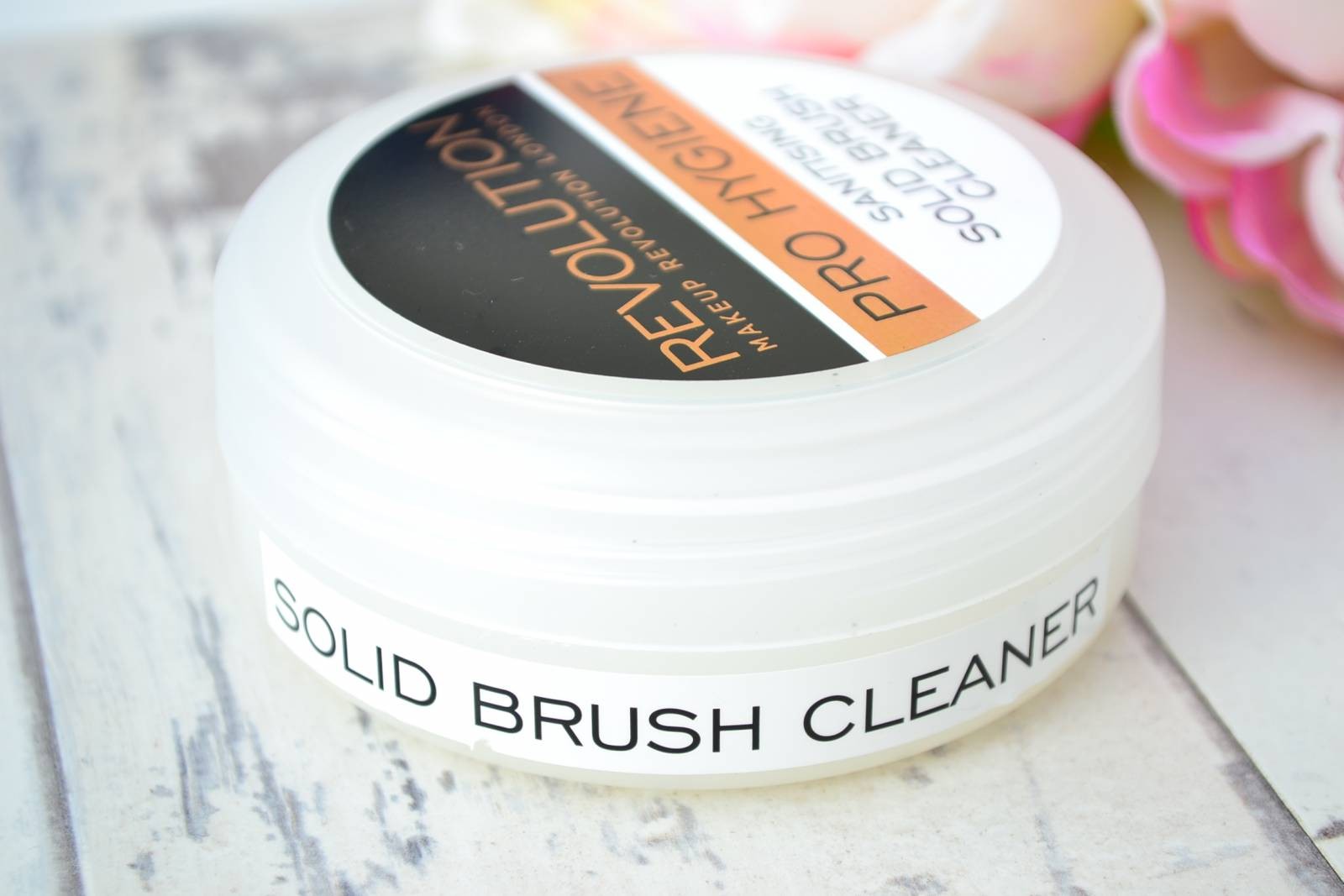 solid-brush-cleaner