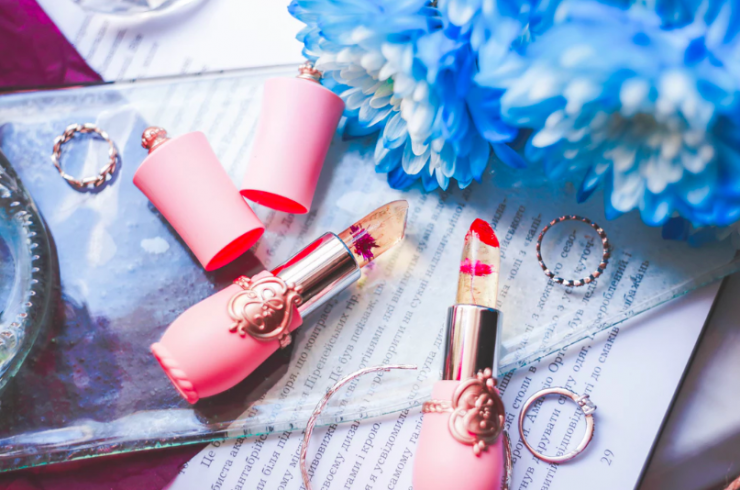 pink-lipstick-blogger